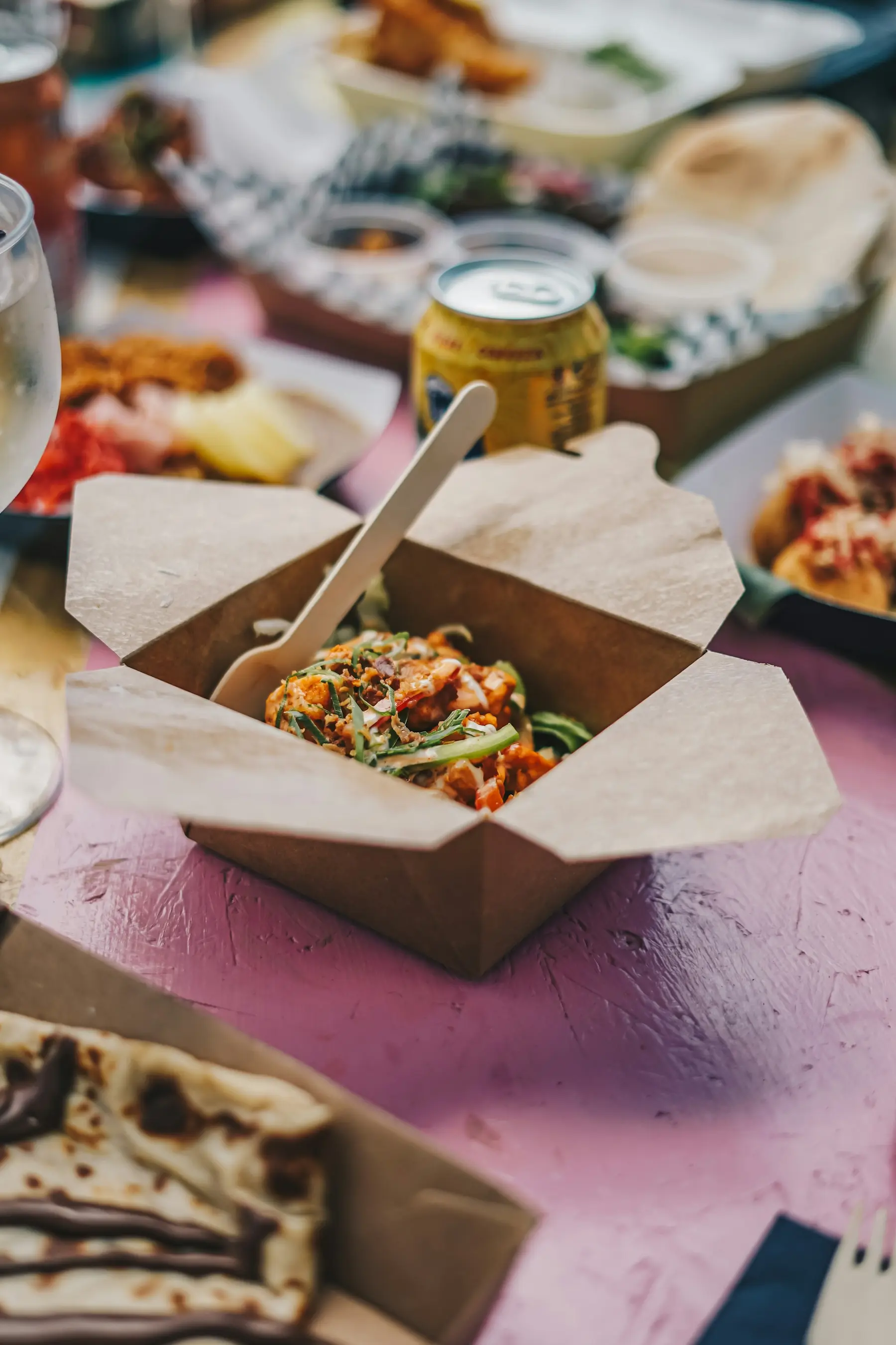 Takeaway box